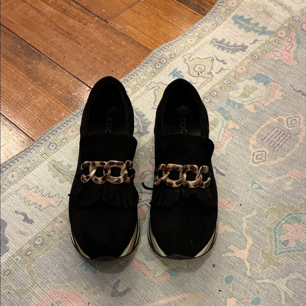 Chic Black Women's Shoes with Chain Detail